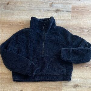 Lululemon Sherpa scuba m/l